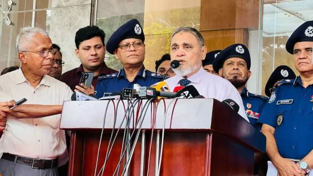 পুলিশকে কোনো বেআইনি নির্দেশনা দেবে না ইসি: সিইসি
